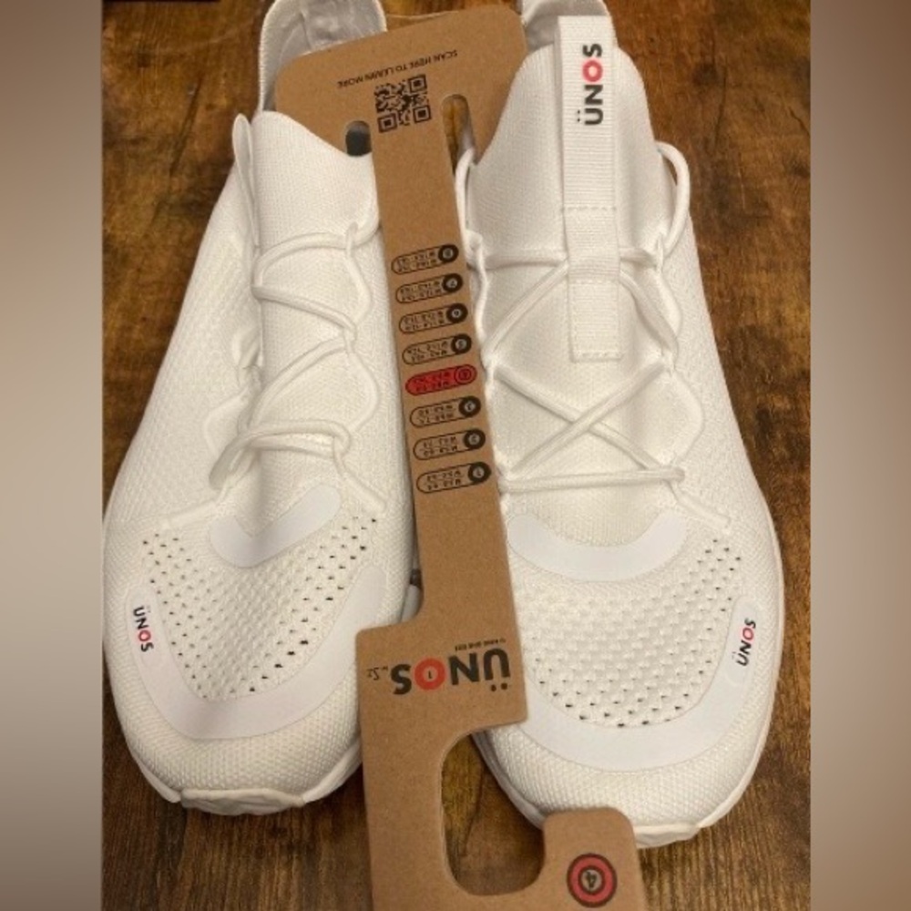 UNOS by SZ Adult Sneakers - White M 8.0-9.0/W 9.5-10.5: Lace up, Breathable